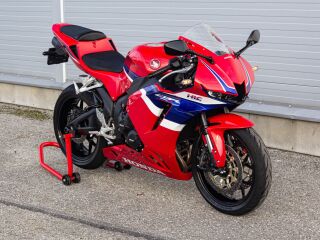 Honda CBR 600 RR Supersport Grand Prix Red HRC R4 DOHC 16V 89kW