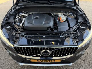 Volvo XC60 AWD Luxury Inscription FaceLift MY23 2.0 T8 Twin-Engine PLUG-IN-HYBRID LONG RANGE 335kW