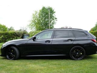 BMW 320 XDRIVE Touring M-Sportpakett MHEV LCI 2.0 140kW
