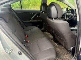 Toyota Avensis Linea Sol 1.8 108kW
