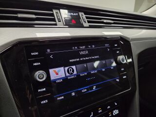 Volkswagen Passat BUSINESS 1.5 110kW
