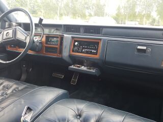Cadillac DeVille D Elegance V8 4.1 97kW