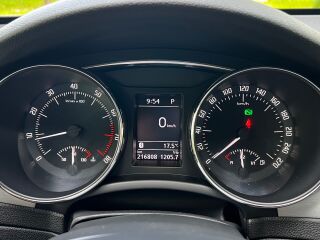 Skoda Superb Ambition 1.8 TSI 118kW