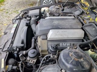 BMW 735 3.5 175kW