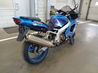 Kawasaki Ninja ZX - 9 R 105kW