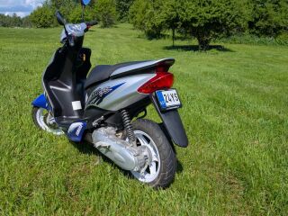 Yamaha Jog R 2кВ