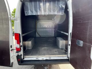 Peugeot Boxer L4H3 2.2 121kW