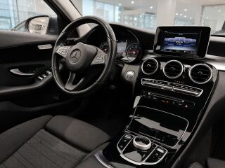 Mercedes-Benz C 200 4matic 2.0 135kW