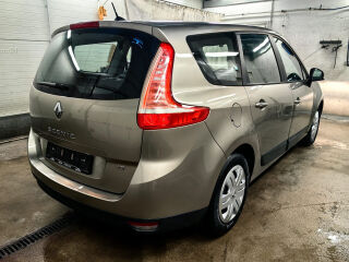 Renault Grand Scenic 1.9 96kW
