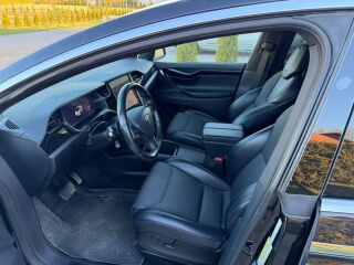 Tesla Model X 75D AWD 158kW