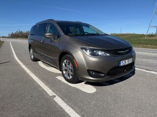 Chrysler Pacifica 3.6 214kW