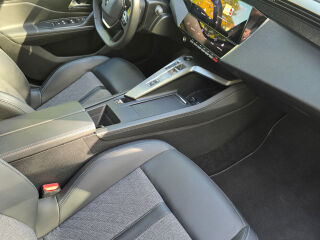 Peugeot 408 Allure Pack PHEV 180 1.6 110kW