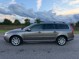 Volvo V70 Momentum 2.0 R5 D3 120кВ