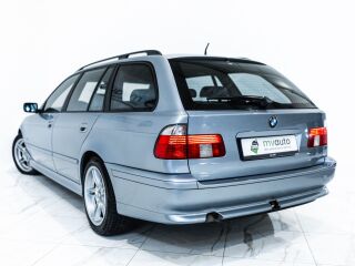 BMW 525 Facelift Lifestyle Edition 2.5 120kW