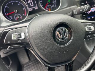 Volkswagen Golf 1.6 85kW