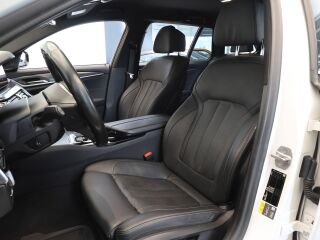 BMW 530 E X-Drive M-Sportpakett 2.0 215кВ