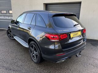 Mercedes-Benz GLC 300 de 4Matic AMG Night Package Luxury MY21 2.0 PHEV Plug In Hybrid 225kW