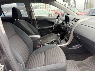 Toyota Corolla Linea Sol 1.6 91kW