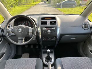 Suzuki SX4 1.5 73kW
