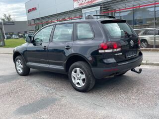 Volkswagen Touareg 2.5 128кВ