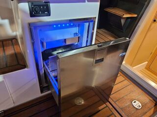 Flipper 880 ST + 600 hj VERADO 2.6 R6 VERADO KOMPRESSOR