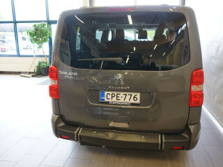 Peugeot Traveller Shuttle BlueHDi 180 XL 1+7 Matalalattia  2.0 R4 HDI 130кВ