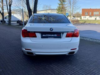BMW ActiveHybrid 7 4.4 330kW