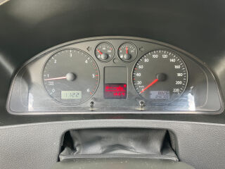 Volkswagen Multivan Startline 4Motion 2.5 96kW