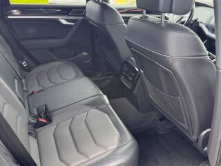 Volkswagen Touareg R-line 3.0 V6 TDI 210kW