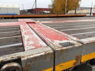Nooteboom OVB-48-03V 29m extendable