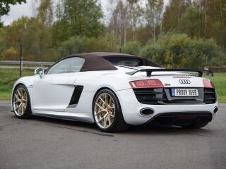 Audi R8 Spyder 5.2 V10 386kW