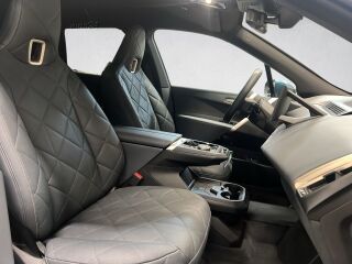 BMW iX xDrive 50 385kW