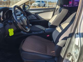 Toyota Avensis 2.0 105kW