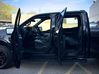 Ford F-150 Lariat Black Edition 5.0 V8 298kW