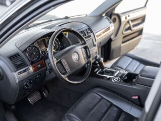 Volkswagen Touareg 4.2 228кВ