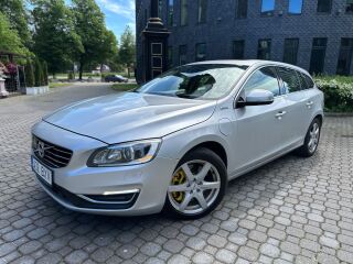 Volvo V60 2.4 R5 D6 158kW