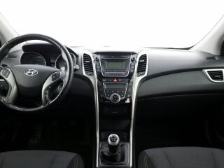 Hyundai i30 Elegance 1.6 99kW