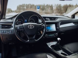 Toyota Avensis 1.8 108кВ