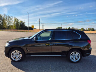 BMW X5 X-drive 3.0 190кВ