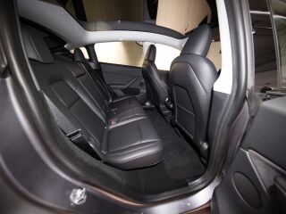 Tesla Model Y Long Range Dual Motor AWD 378kW