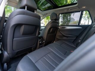 BMW 520 BMW 520d Touring G31 LCI Facelift Pano Hi Fi 2.0 R4 B47 TwinPower TDI 140kW
