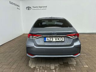 Toyota Corolla Luxury 72kW