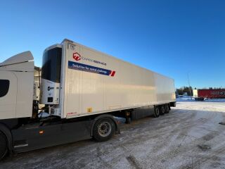 Schmitz Cargobull SKO24 FP45 Doppelstock Thermo King SLX40