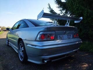 Opel Calibra 2.0 80kW