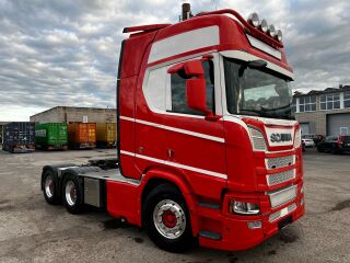 Scania R580 R580A6X4NB 16.0 V8 427kW