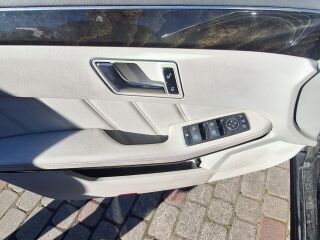 Mercedes-Benz E 300 Bluetec 3.0 V6 170kW