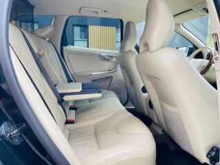 Volvo XC60 Summum AWD 2.4 D5 151kW
