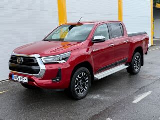 Toyota Hilux Double Cab Legend 2.8 150кВ