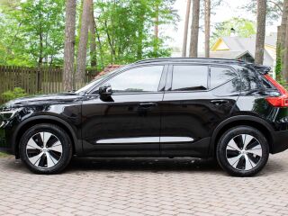 Volvo XC40 DARK Plus RECHARGE Intelli PRO Wntr 1.5 T5 PHEV Plug-In MY2023 192kW