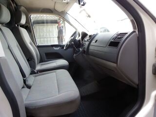 Volkswagen Transporter LONG 2.5 TDI 96kW
